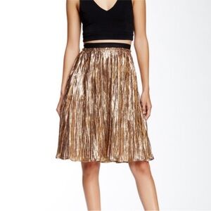 ASTR THE LABEL GOLD LAME FOIL PLEATED CRINKLE MERMAID COCKTAIL PARTY SKIRT M